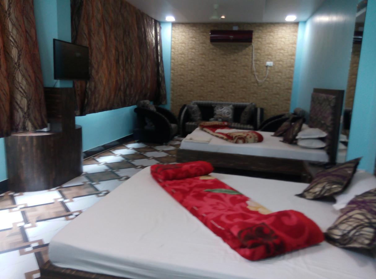 Hotel Rajkamal Деогарх Номер фото